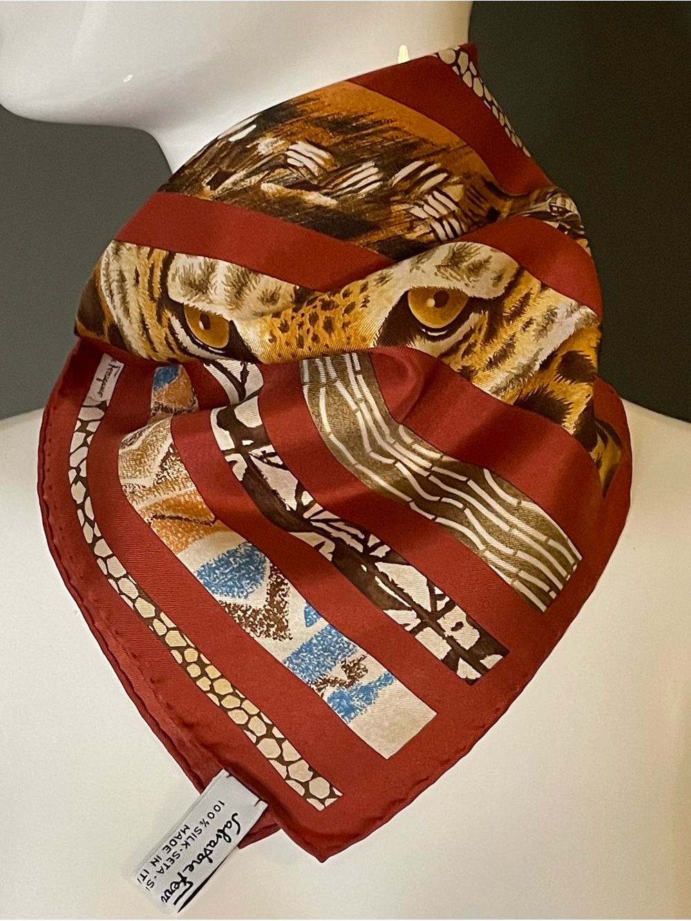 Gorg Ferragamo Safari Silk Scarf Bandana 17 In Excellent Condition